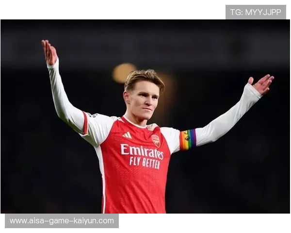 阿森纳靠中场连续控球调动局势，厄德高表现极其亮眼