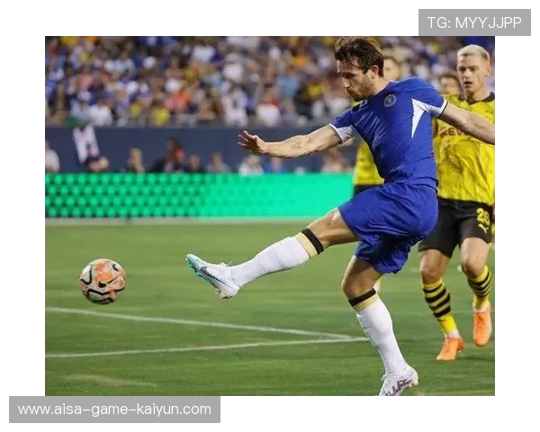 切尔西恩昆库边路内切低射悄然破网：一场赛场的艺术与策略