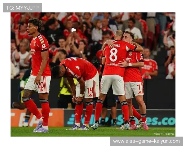 阿森纳边路组合形成主攻,本怀特前插及时