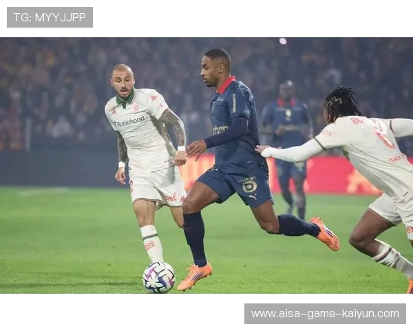 朗斯时隔21年再登法甲榜首,萨热神奇带队